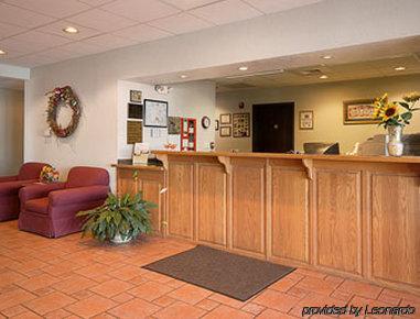 Super 8 Monett Hotel Interior photo